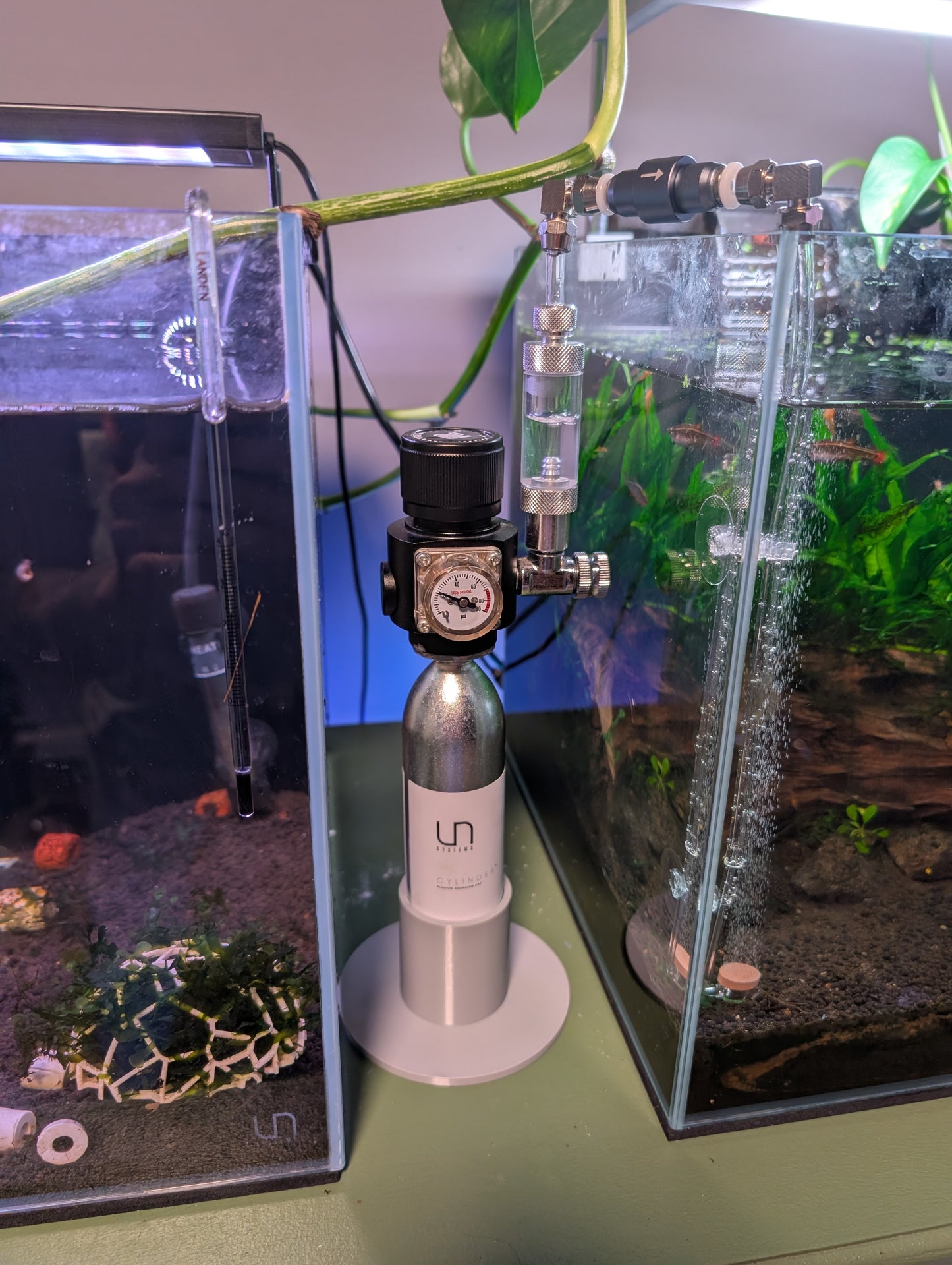 60g Disposable Co2 Cartridge Stand